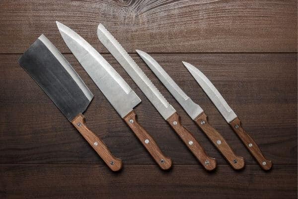 Cutluxe Steak Knives, Set of 4 Plain Edge Steak Knife, Black